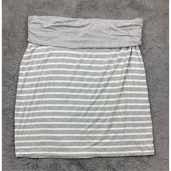 Gap fold over waist white and grey striped skirt - Picture 2 of 3